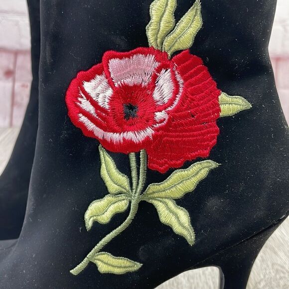 Madeline Stuart Embroidered Floral Stiletto Booties. Women's 8 - Picture 3 of 12